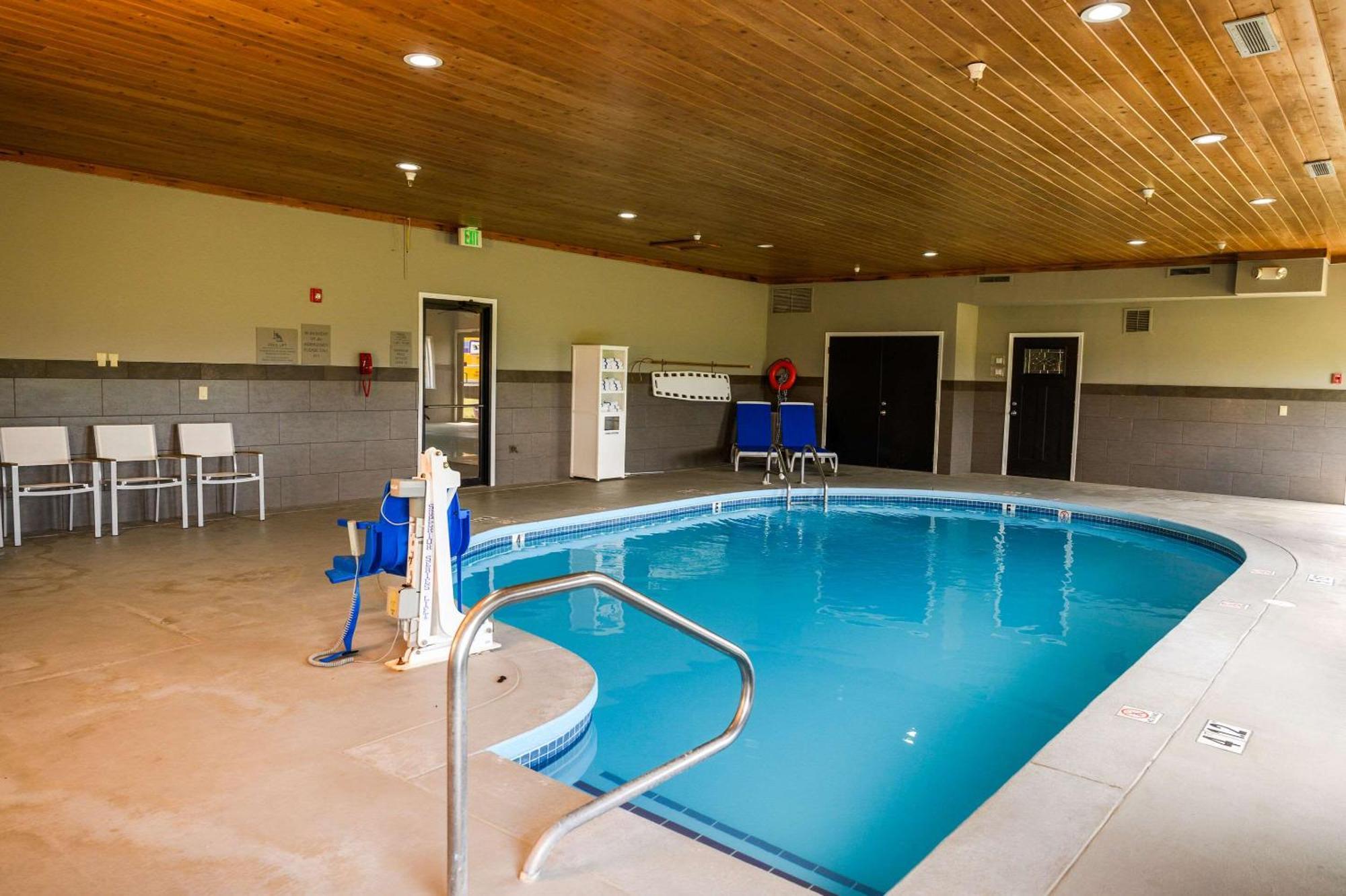 Country Inn & Suites By Radisson, Greenfield, In Εξωτερικό φωτογραφία